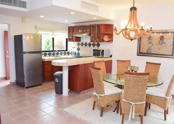 Villa Familiar En Exclusivo Playacar *